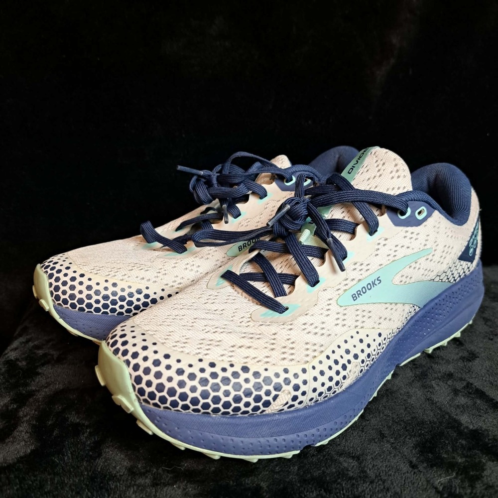 Brooks Divide 3 Blue white 1203681B006 Training Sneaker Shoes Women's 9.5 B - Picture 3 of 11